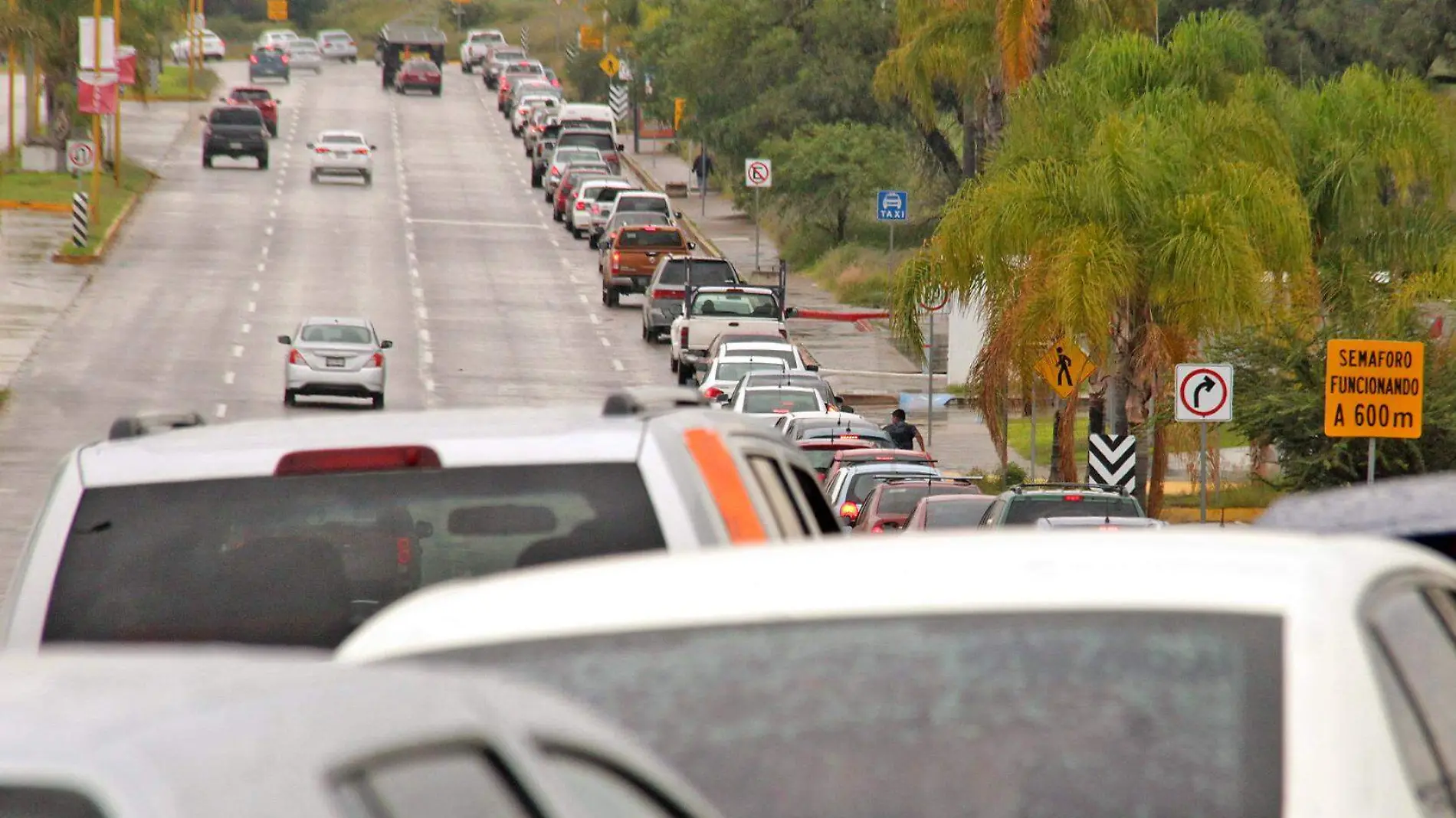 autos en fila